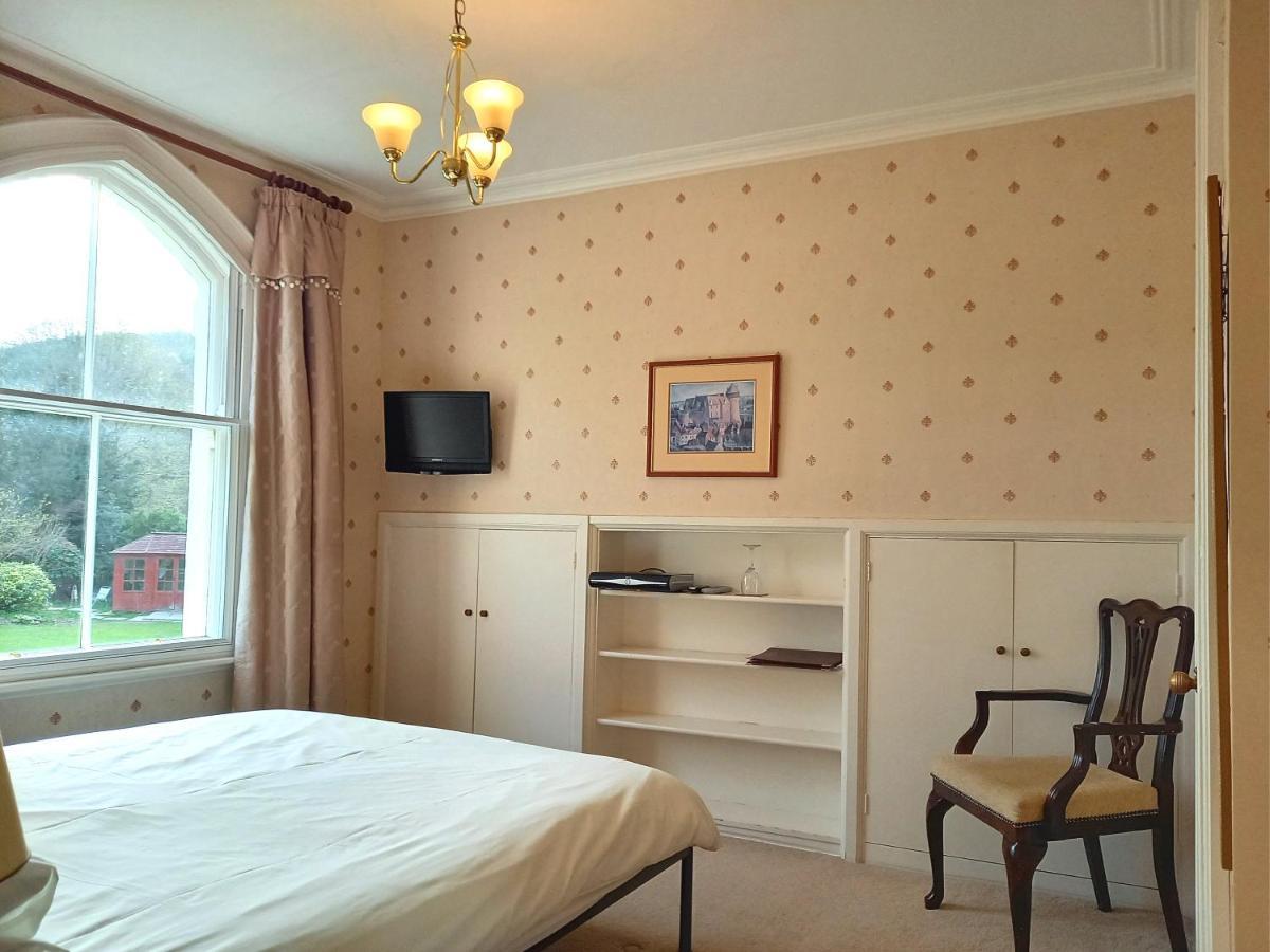 ניוטאון The Forest Country House B&B מראה חיצוני תמונה
