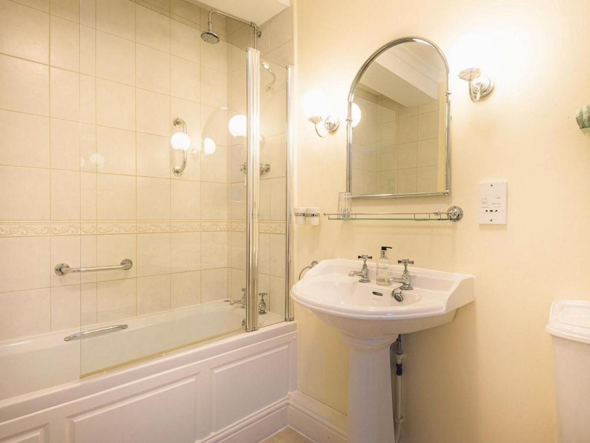 ניוטאון The Forest Country House B&B מראה חיצוני תמונה