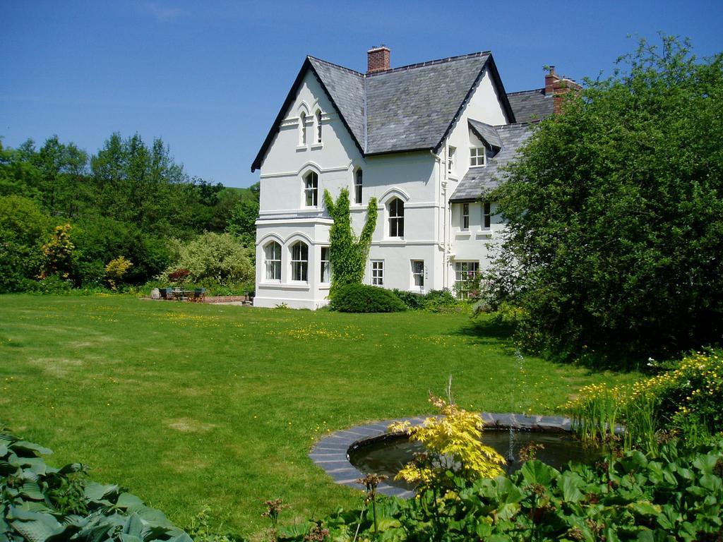 ניוטאון The Forest Country House B&B מראה חיצוני תמונה