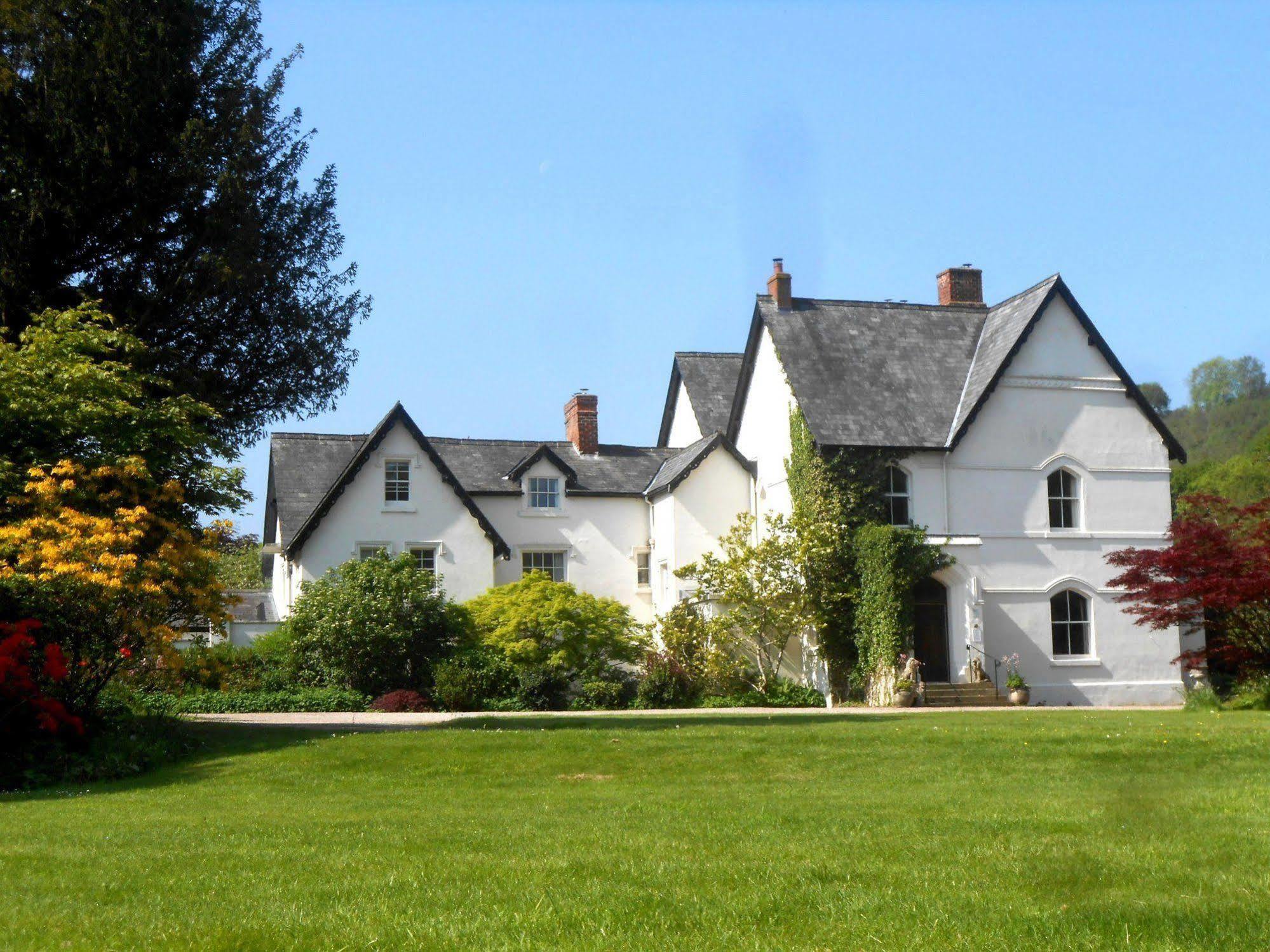 ניוטאון The Forest Country House B&B מראה חיצוני תמונה