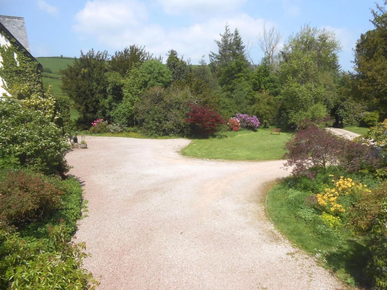 ניוטאון The Forest Country House B&B מראה חיצוני תמונה